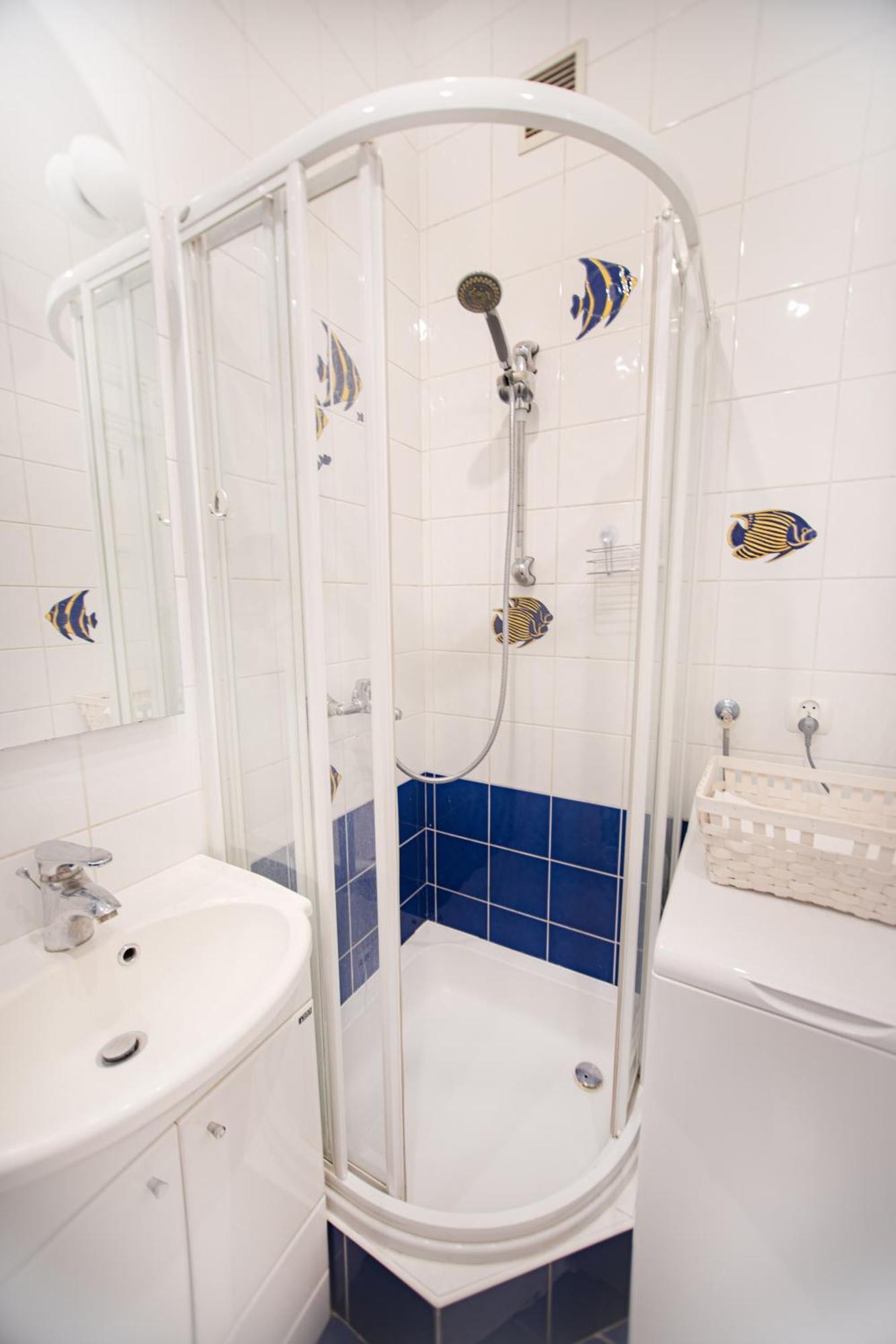 Апартаменти Hoza Str Apt. Great Location. Close To Everything. Варшава Екстер'єр фото