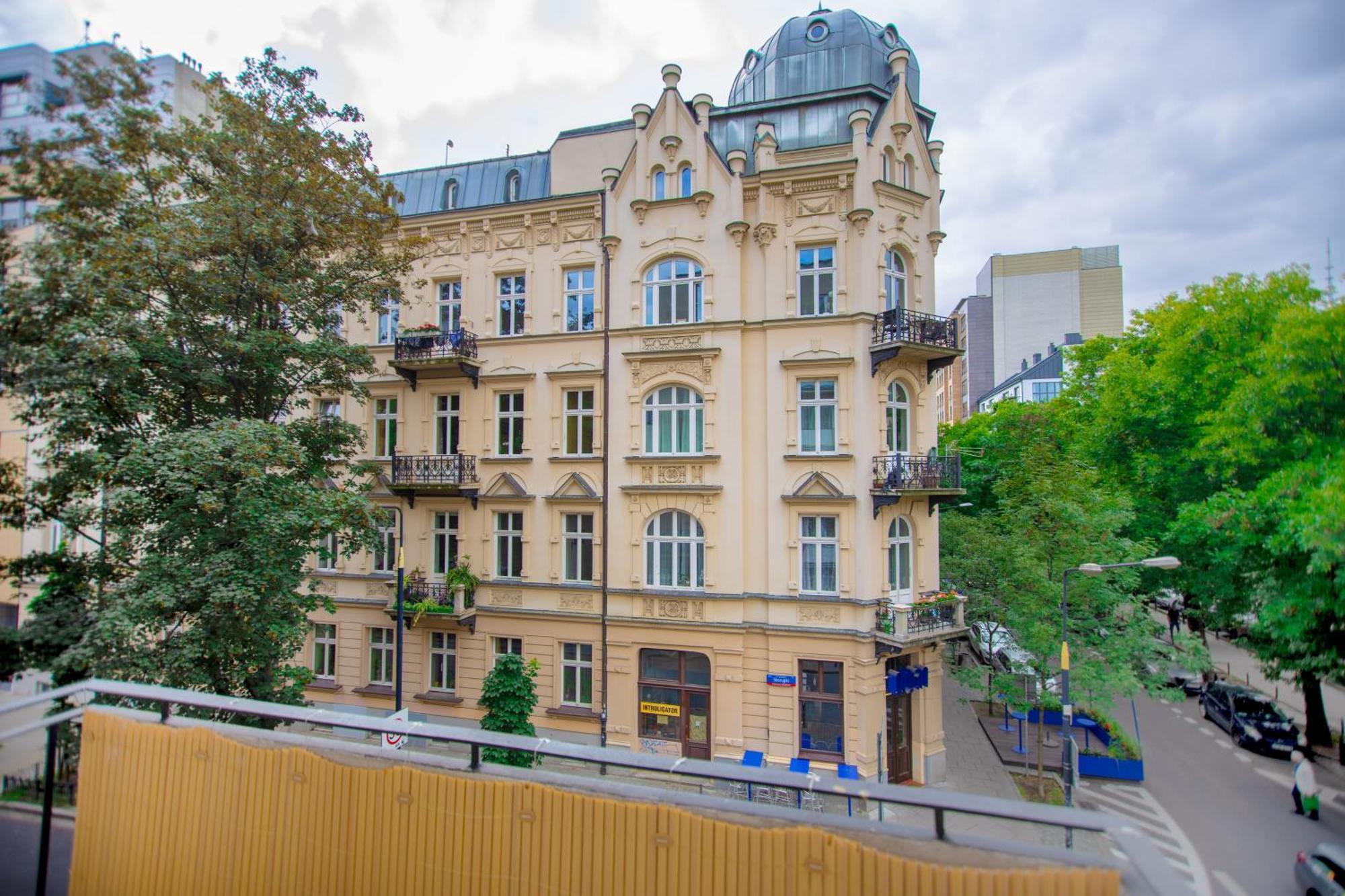 Апартаменти Hoza Str Apt. Great Location. Close To Everything. Варшава Екстер'єр фото